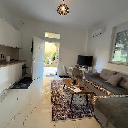 Rent-apartament Durres Al Διαμέρισμα Golem (Tirana)